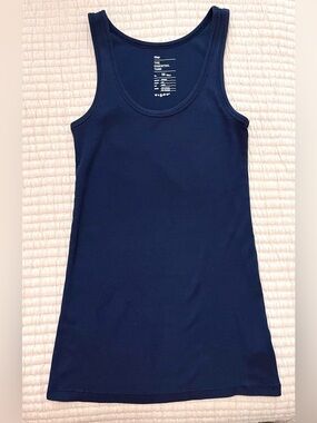 Gap The Essential Tank Medium Dark Navy Blue Ribbed Fitted Tank Top Size Medium
